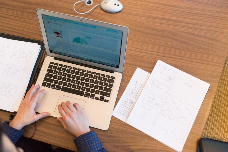Illustration: Prototyping und Usability-Tests zur iterativen Verbesserung